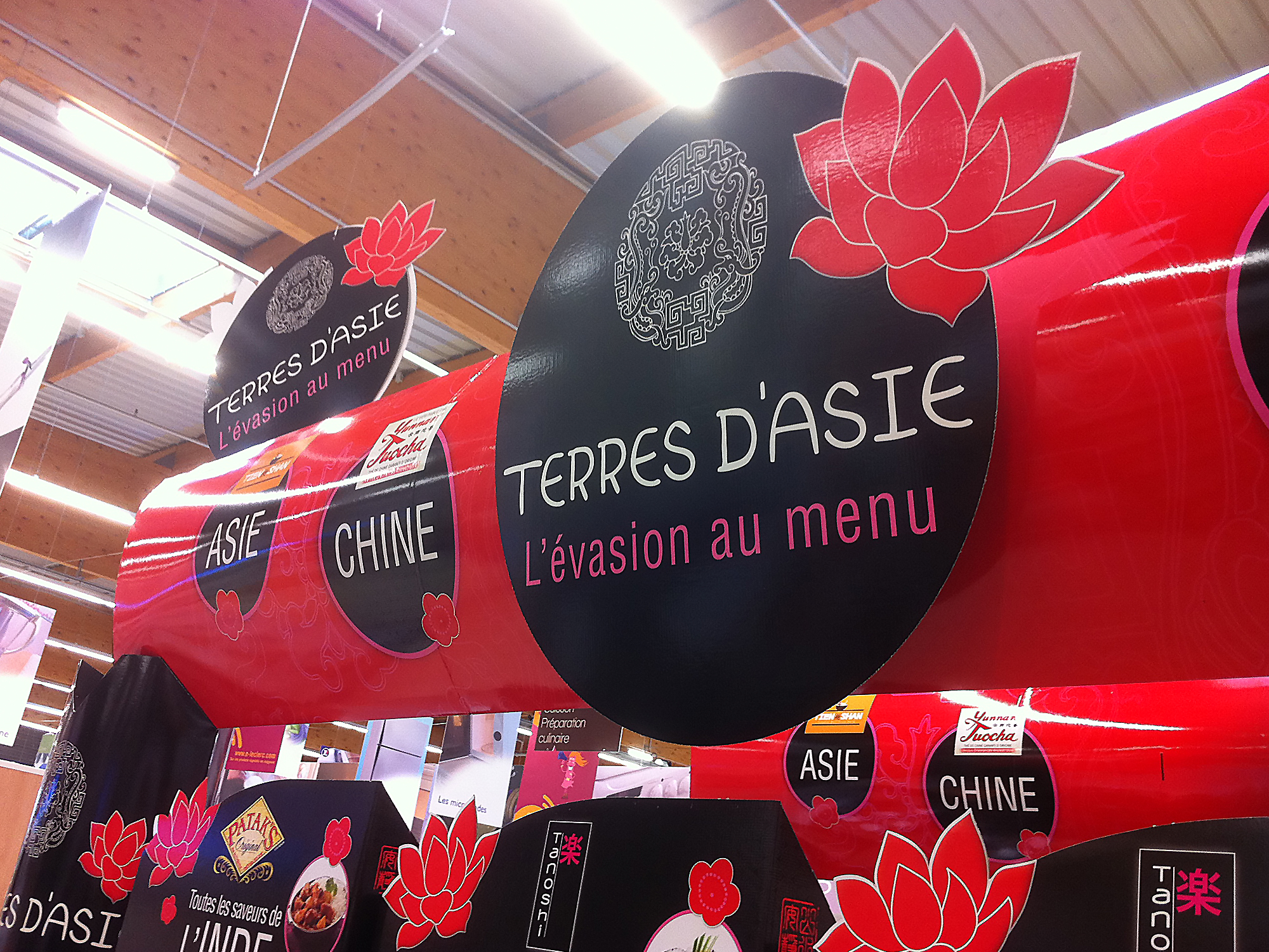 PLV Nouvel An Chinois en GMS Marketing opérationnel